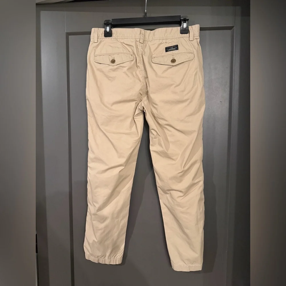 Banana Republic Men's Tan Khaki Aiden Chinos 30x30